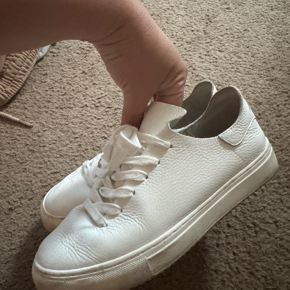 Sam Edelman White Leather Sneakers